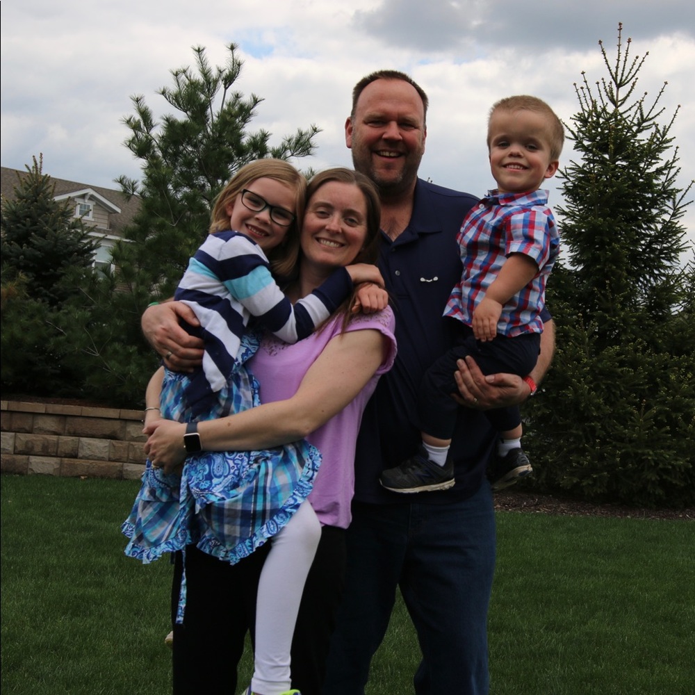 Meet your Posher, Lori